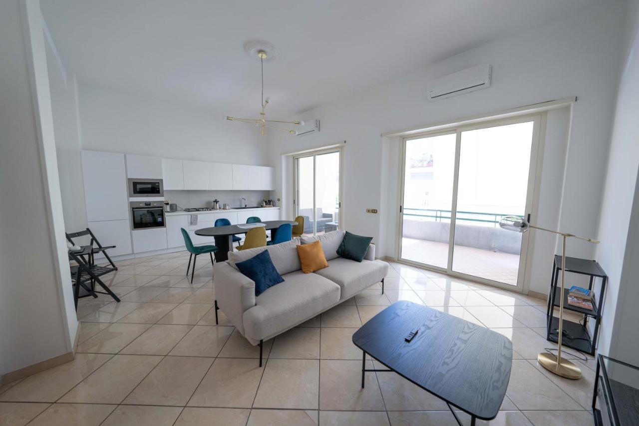 Chiaia Apartment San Pasquale By Dimorra Neapel Exterior foto