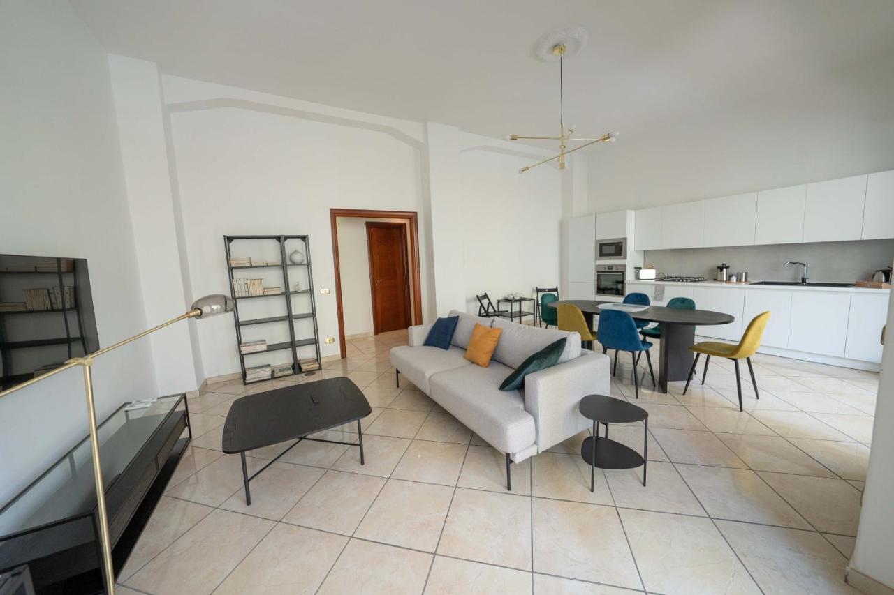 Chiaia Apartment San Pasquale By Dimorra Neapel Exterior foto
