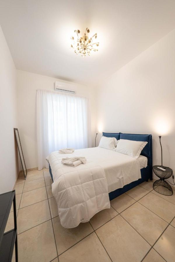 Chiaia Apartment San Pasquale By Dimorra Neapel Exterior foto
